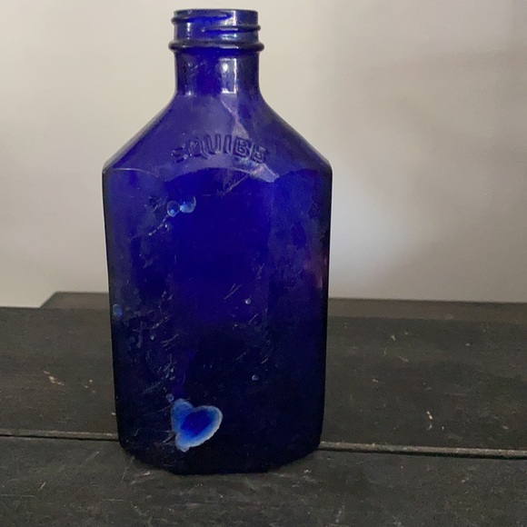 Vintage SQUIBB oval octagon shaped bottle. - Picture 3 of 11